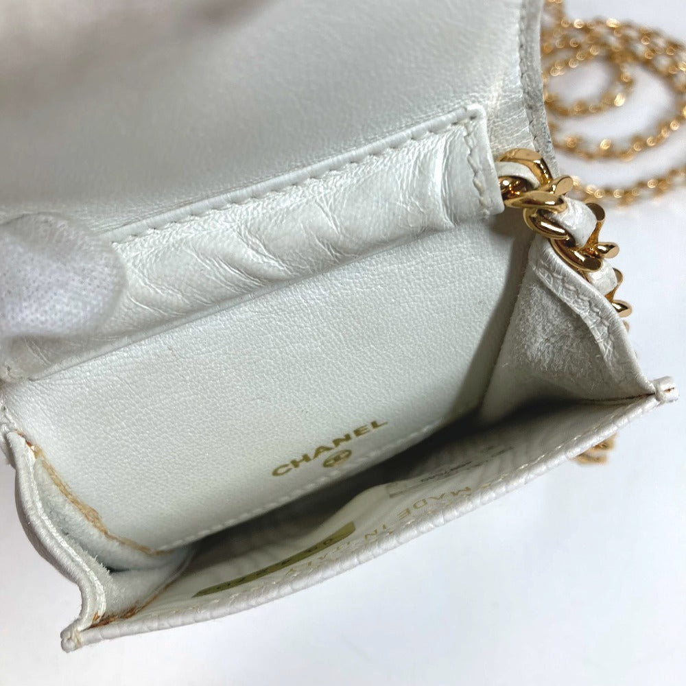 CHANEL วินเทจ CC โคโค่มาร์ค โลโก้ โซ่ สะพายข้าง กระเป๋าครอสบอดี้ มีฝาปิด ใส่โทรศัพท์ได้ กระเป๋าสะพายหนังคาเวียร์ ยูนิเซ็กส์ สีขาว