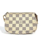 LOUIS VUITTON N58010 ダミエアズール ミニポシェットアクセソワール ポシェット カバン ポーチ チェーン アクセサリーポーチ ハンドバッグ ダミエアズールキャンバス レディース ホワイト