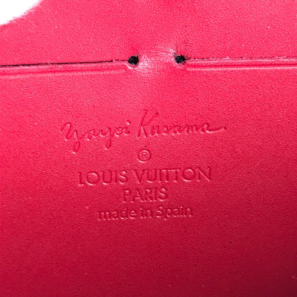 LOUIS VUITTON M91572 Vernis Dot Infinity Zippy Wallet, a collaboration with Yayoi Kusama. This long wallet is made of patent leather and is available in red.