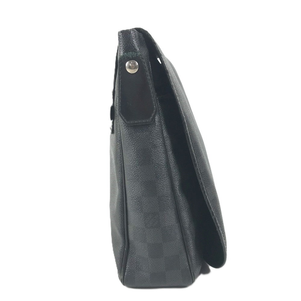 LOUIS VUITTON N58029 Damier Graphite Daniel MM Daniel MM Bag Messenger Bag Flap Shoulder Bag Damier Graphite Canvas Unisex Black