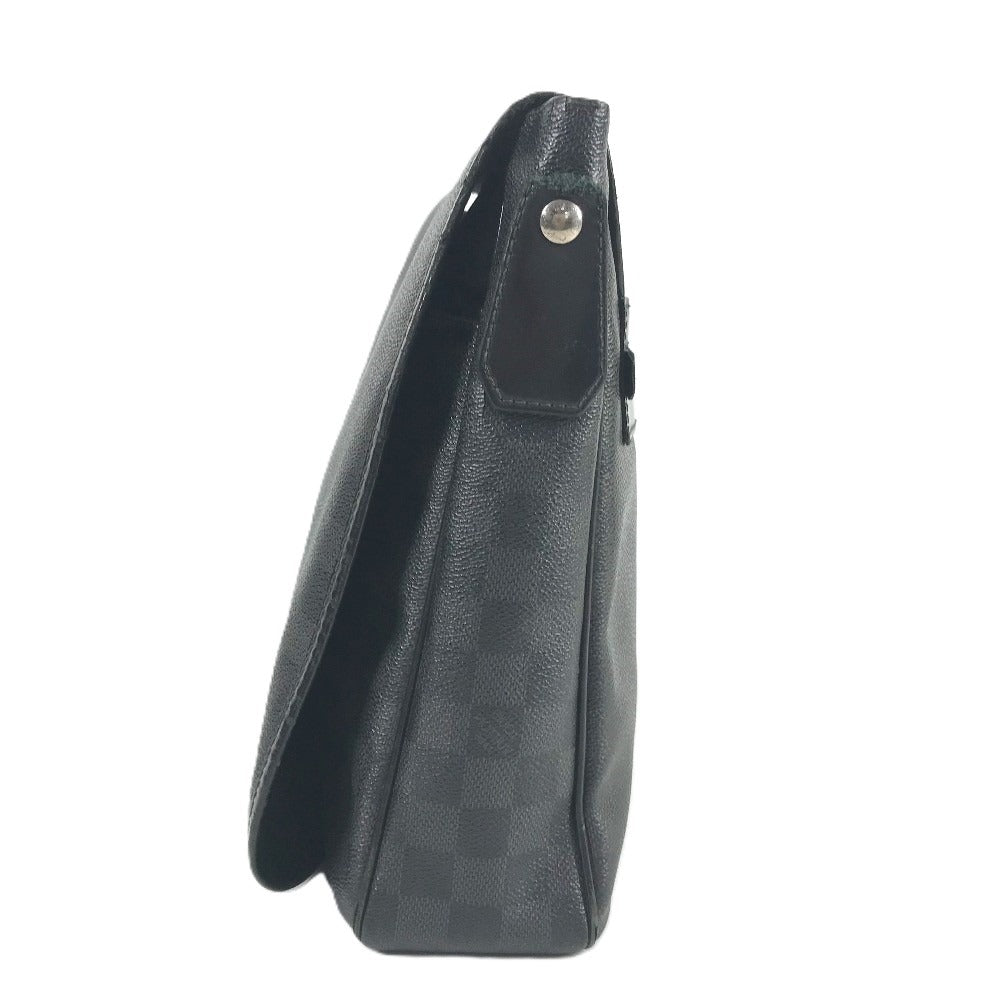 LOUIS VUITTON N58029 Damier Graphite Daniel MM Daniel MM Bag Messenger Bag Flap Shoulder Bag Damier Graphite Canvas Unisex Black