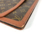 LOUIS VUITTON M51810 Monogram Pochette Dame GM. This unisex Monogram canvas Pochette Dame GM clutch bag is perfect as a pouch or second bag. It's brown and unisex.