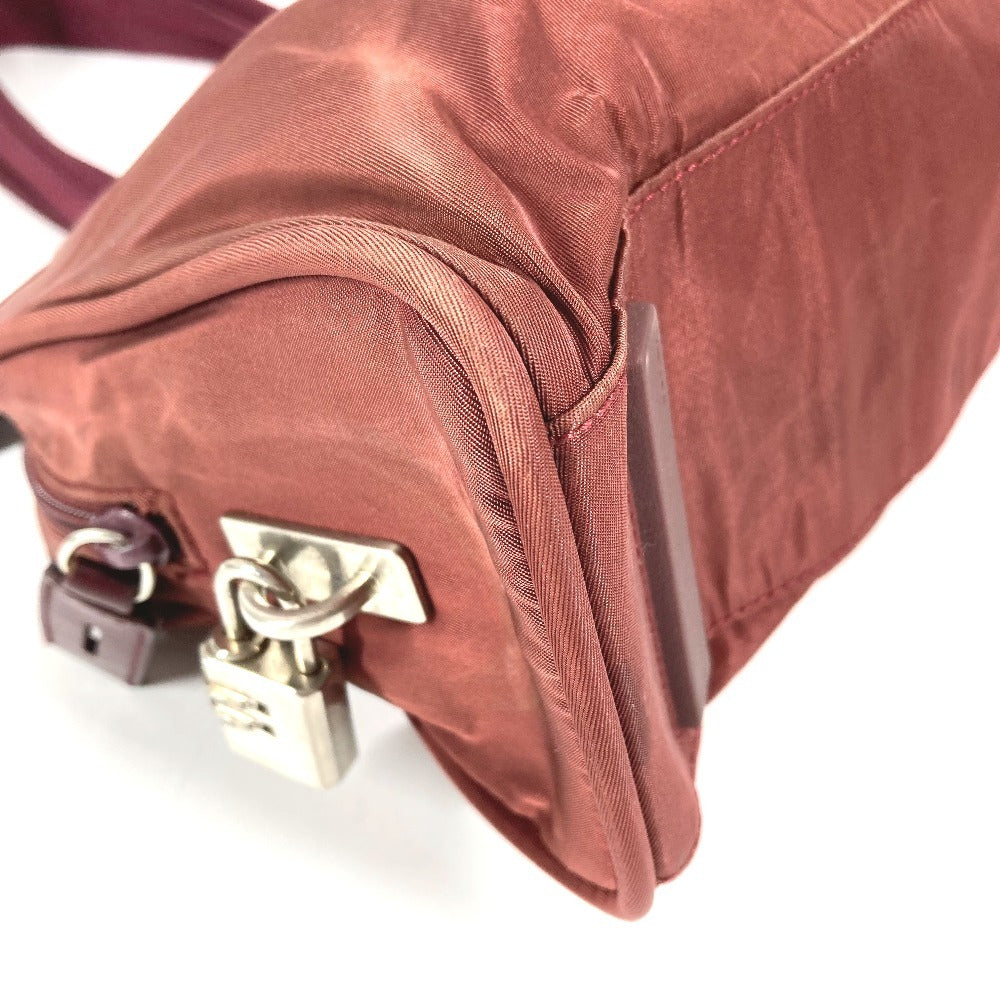 PRADA トライアングルロゴ 三角ロゴ プレート カバン トートバッグ ミニボストンバッグ 肩掛け ショルダーバッグ ナイロン ユニセックス ワインレッド系