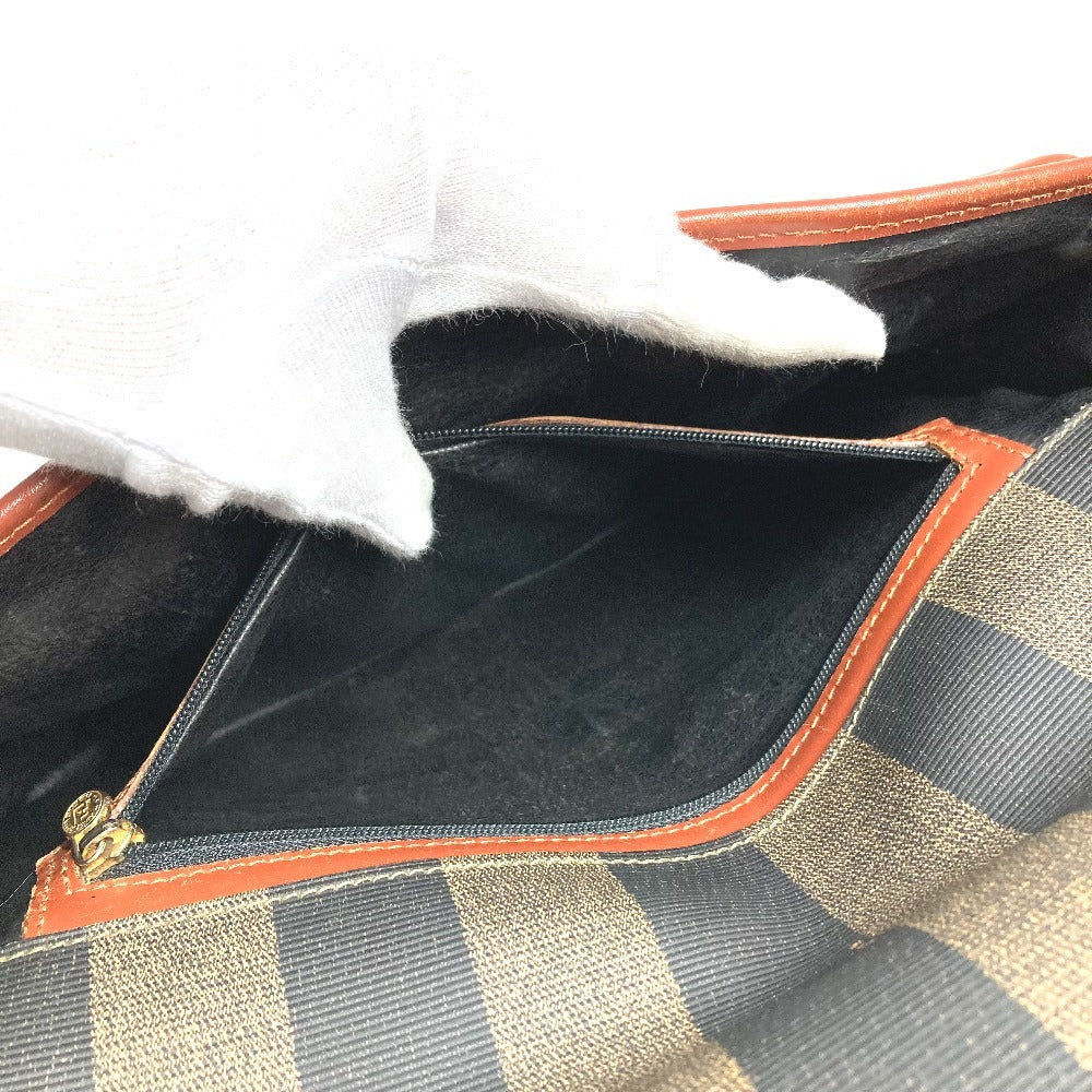 FENDI ヴィンテージ ペカン ロゴ カバン 斜め掛け ポシェット フラップ ショルダーバッグ PVC/レザー ユニセックス カーキ