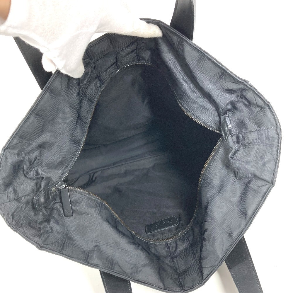CHANEL A15825 ニュートラベルラインGM ニュートラベルライン GM トートバッグ 肩掛け カバン ショルダーバッグ ナイロン/レザー ユニセックス ブラック