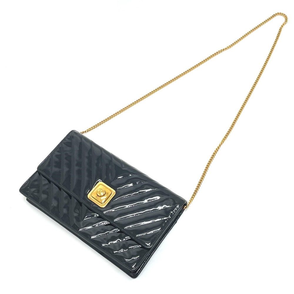 CHANEL Vステッチ シェブロン CC ココマーク カバン チェーン 2WAYバッグ 斜め掛け ショルダーバッグ エナメル/レザー レディース ブラック