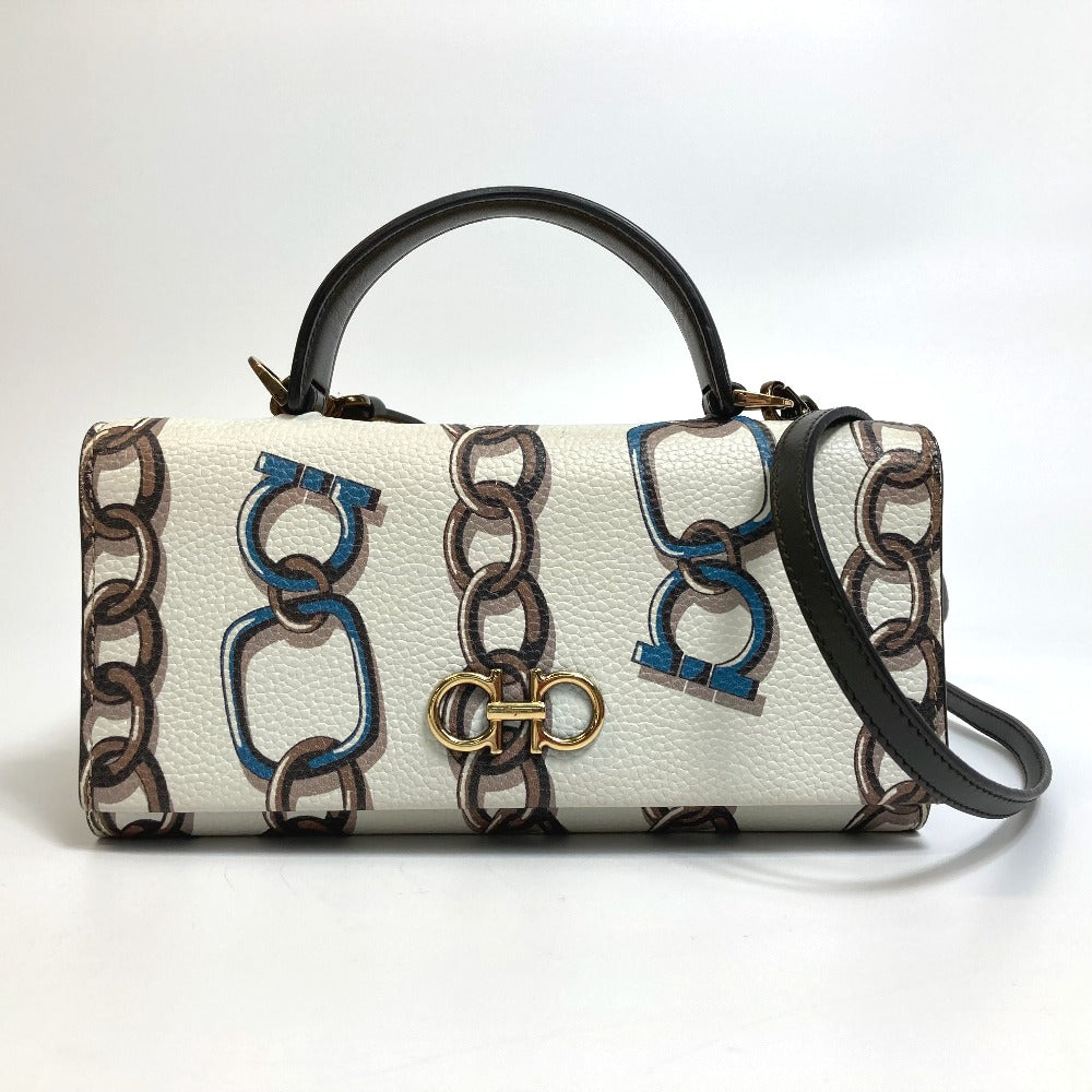 Salvatore Ferragamo ガンチーニ カバン 2WAY ショルダーバッグ ハンドバッグ レザー レディース ホワイト系