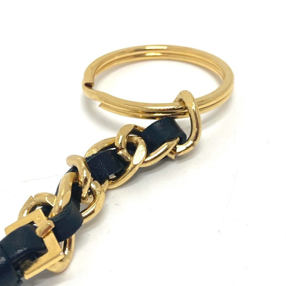 CHANEL 94Ｐ 三角プレート チャーム キーリング アクセサリー 小物 キーリング メタル レディース ゴールド金具 - brandshop-reference