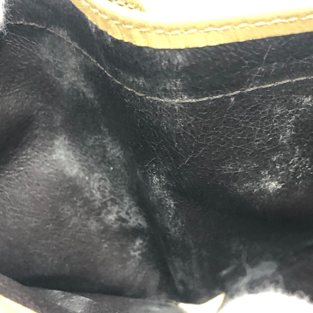 GUCCI GGマーモント ロゴ Ｗホック 二つ折り財布 コンパクトウォレット 2つ折り財布 レザー レディース ベージュ