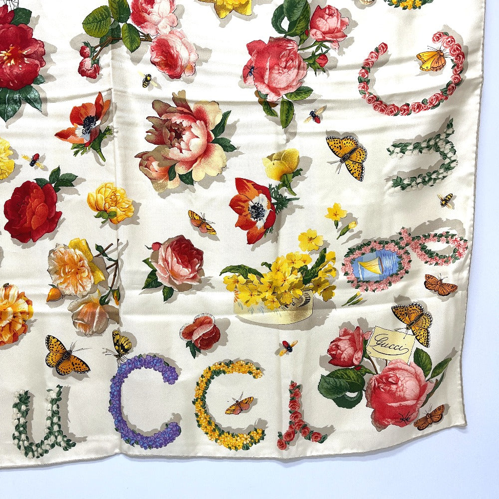 GUCCI Flora line Flowers Insects Fashion Accessories Apparel Floral Large Scarf Silk Women's Beige