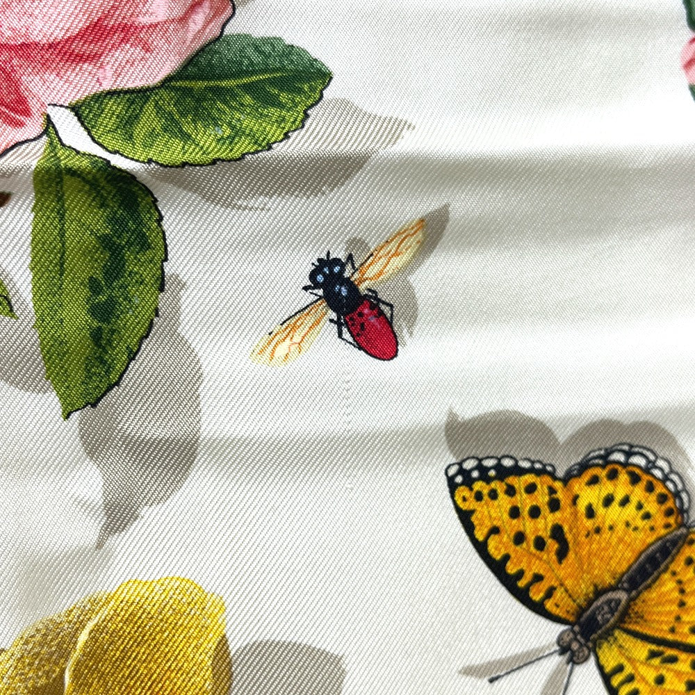 GUCCI Flora line Flowers Insects Fashion Accessories Apparel Floral Large Scarf Silk Women's Beige