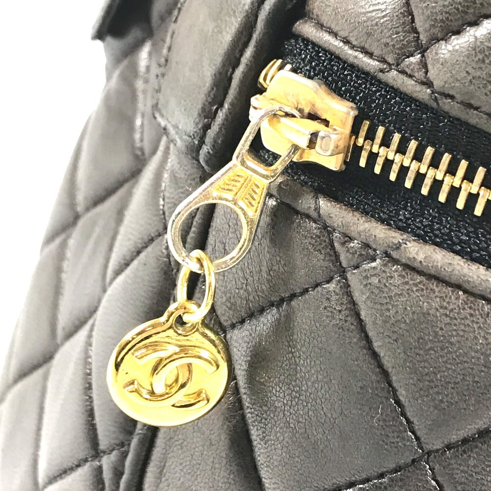 CHANEL CC CC Mark logo vintage Matelasse Quilted Vanity Bag Bag, Box, Makeup Box, Pouch Hand Bag Leather Black Used